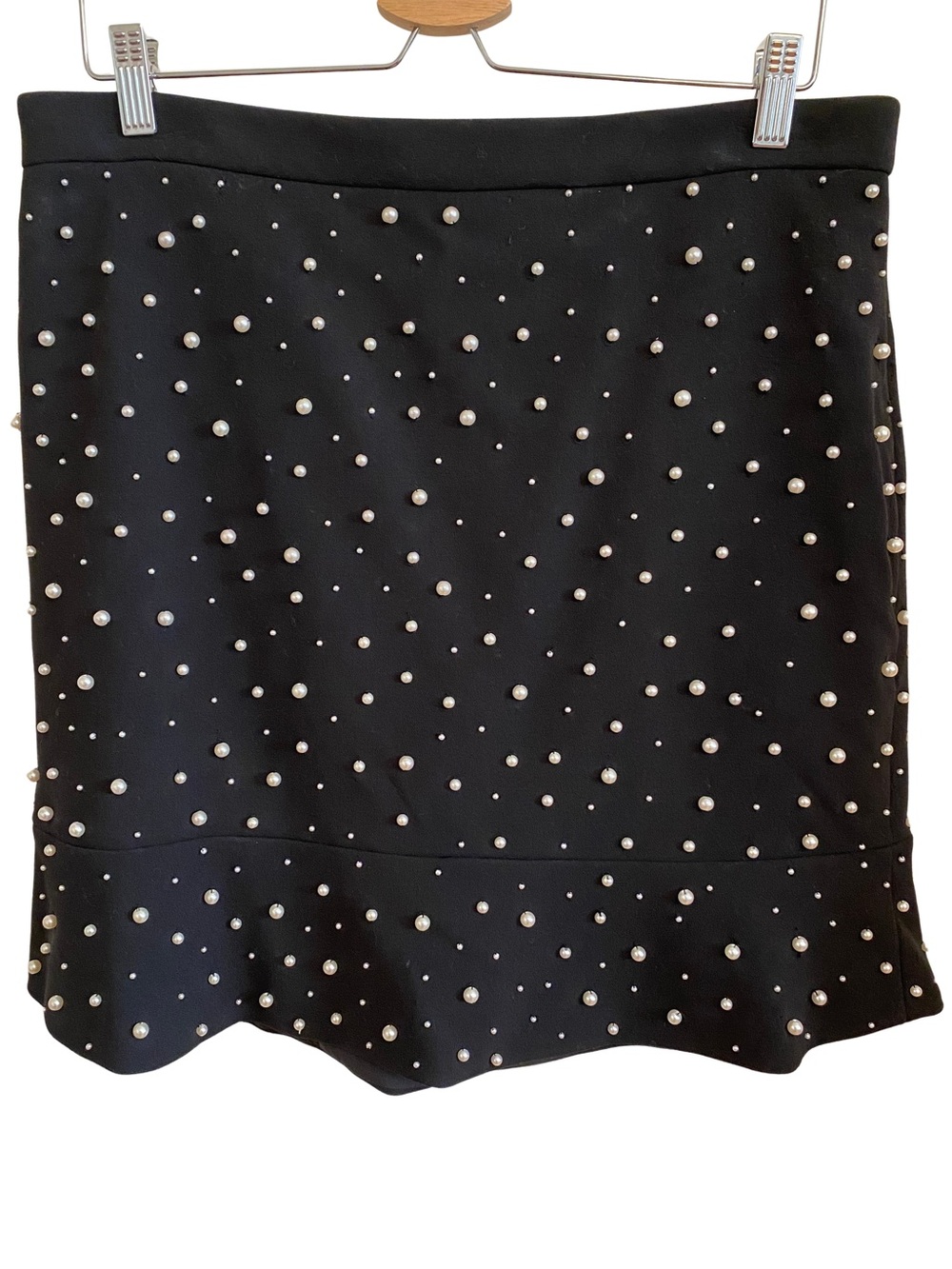 NWT Club Monaco Pearl Embellished Ruffle Hem Mini Skirt – Size 12